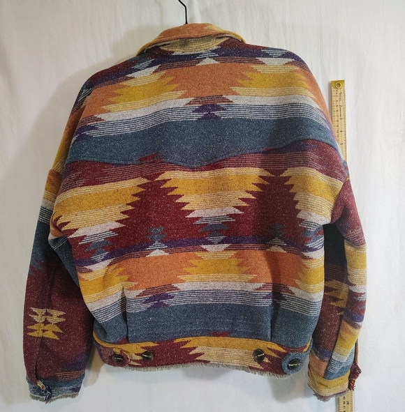 Southwestern Warm Woman's Jacket By Shero Medium - Picture 2 of 3